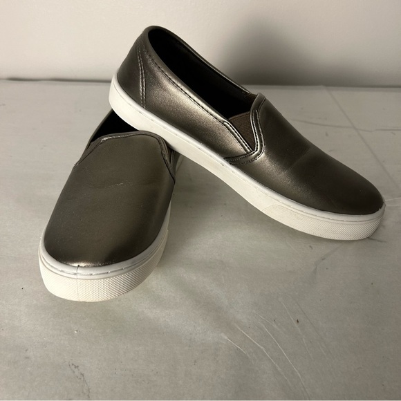 Goldtoe Shoes - Goldtoe Metallic Loafer with Chunky Sole GUC Size 8.5